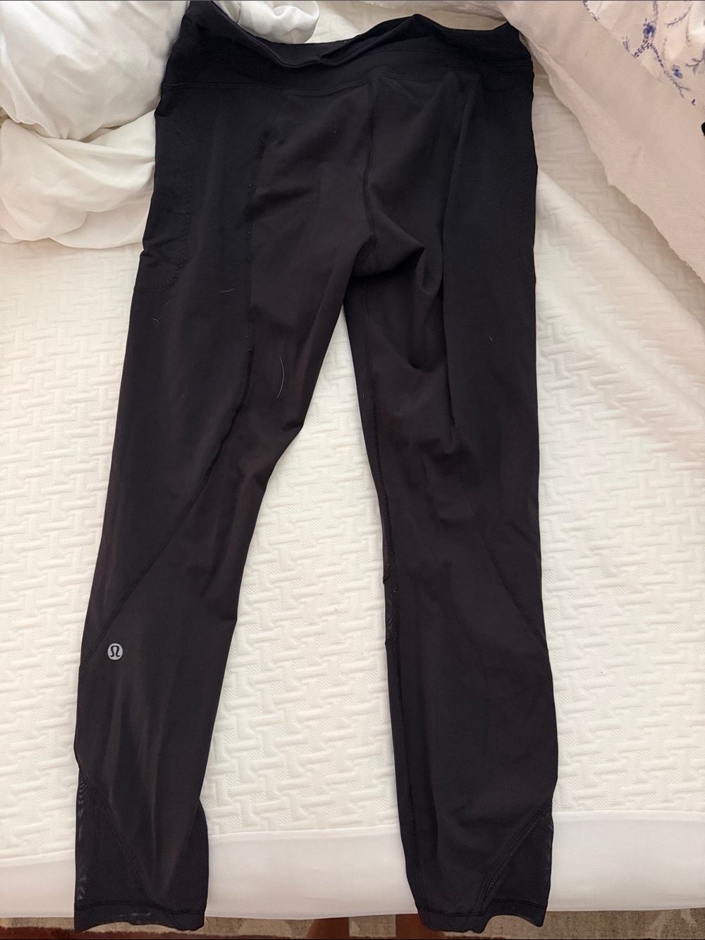 Lulu Leggings Size 6